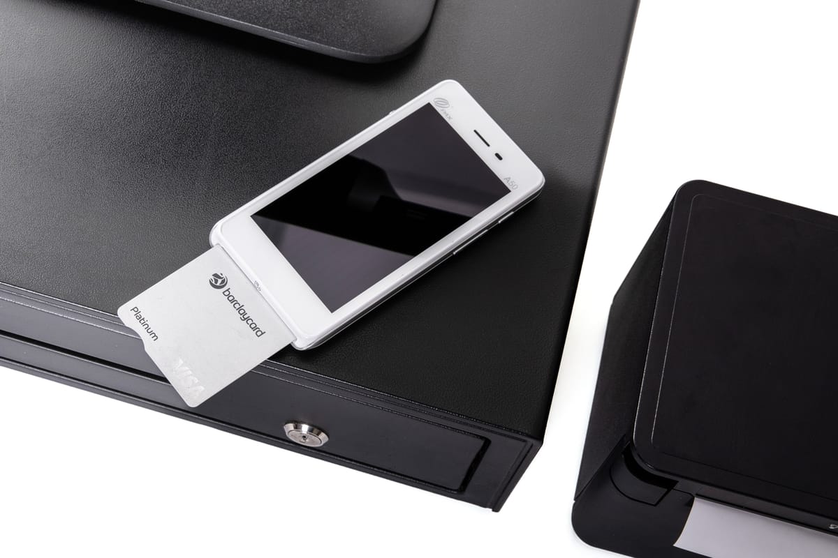 Integrated Card Machine VS SoftPOS? What's the Difference and Which is Right For My Business?