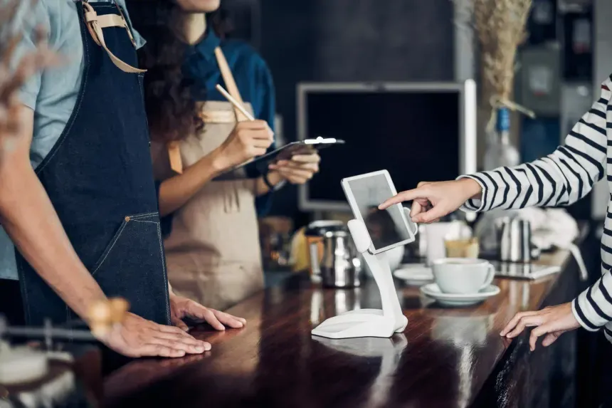 How Does Cloud-Based POS Help Restaurants Scale Across Multiple Locations?